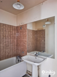 
                                                                                        Vente
                                                                                         2 pièces 58m² Quai de Valmy, parking inclus