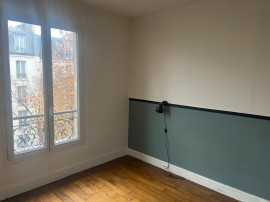 
                                                                                        Location
                                                                                         2 pièces