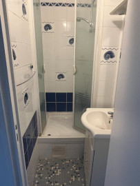 
                                                                                        Location
                                                                                         2 pièces