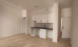 
                                                                                        Location
                                                                                         2 pièces à louer à Versailles Chantier