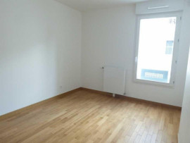 
                                                                                        Location
                                                                                         2 pièces à louer à Villeurbanne