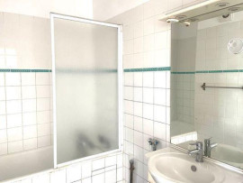 
                                                                                        Location
                                                                                         2 pièces à louer Paris 20 Porte de Bagnolet