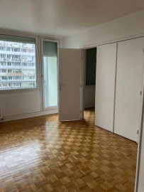 
                                                                                        Location
                                                                                         2 pièces à louer Paris XIII