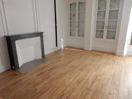 
                                                                                        Location
                                                                                         2 pièces à Paris 4ème
