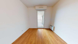 
                                                                                        Location
                                                                                         2 pièces avec balcon à Bois-Colombes