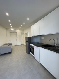 
                                                                                        Location
                                                                                         2 pièces avec balcon sur courau calme