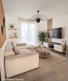 
                                                                                        Vente
                                                                                         2 pièces centre-ville SAINT LAURENT DU VAR