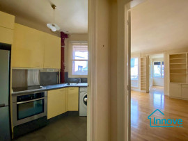 
                                                                                        Vente
                                                                                         2 Pièces charme· 50 m².· Paris 75017 · Batignolles