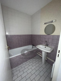 
                                                                                        Location
                                                                                         2 pièces - Hopital central/Place des Vosges