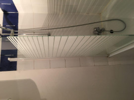 
                                                                                        Location
                                                                                         2 pièces lumineux bel immeuble de caractère