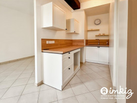 Vente
2 pièces, lumineux, centre ville et proche gare