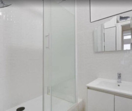 
                                                                                        Location
                                                                                         2 pièces meublé Paris 18è