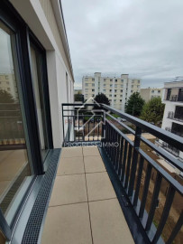 
                                                                                        Location
                                                                                         2 pièces neuf avec balcon et parking