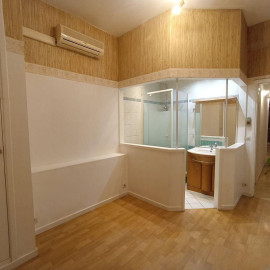 
                                                                                        Location
                                                                                         2 Pièces Nice Rue de France