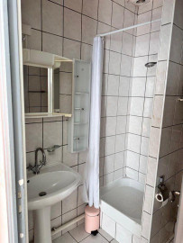 
                                                                                        Location
                                                                                         2 pièces Paris 20è Buzenval