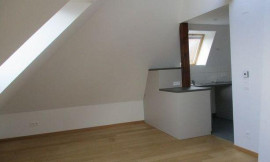 
                                                                                        Location
                                                                                         2 pièces Paris 20ème vue sur les toits de Paris