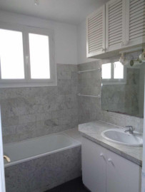 
                                                                                        Location
                                                                                         2 pièces Paris XV