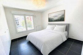 
                                                                                        Location
                                                                                         2 pièces récent centre Alfortville