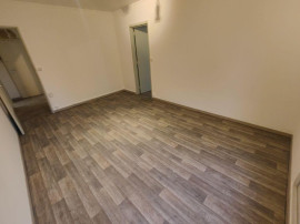 
                                                                                        Location
                                                                                         2 pièces T2 refait a neuf
