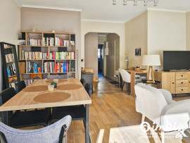 
                                                                                        Vente
                                                                                         2 PIÈCES TRAVERSANT – TERRASSE & JARDINET –PARKING