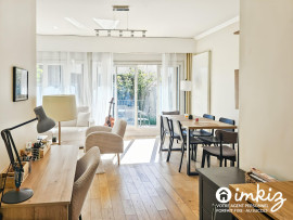 
                                                                                        Vente
                                                                                         2 PIÈCES TRAVERSANT – TERRASSE & JARDINET –PARKING