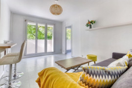 
                                                                                        Location
                                                                                         2 pièces très lumineux et fonctionnel avec balcon