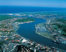 
                                                                        Location
                                                                         28 ha à louer sur le terminal Saint-Bernard – Port de Bayonne