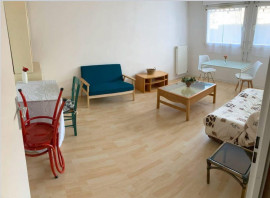 
                                                                                        Location
                                                                                         2P meublé 47m² lumineux, calme proche Renault