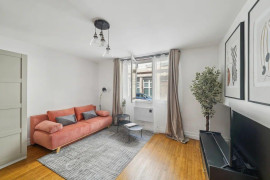 
                                                                                        Colocation
                                                                                         3 Chambres dispo dans bel appart refait 60m²