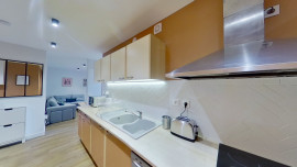 
                                                                                        Colocation
                                                                                         3 chambres disponibles en colocation