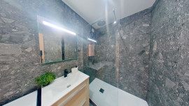 
                                                                                        Colocation
                                                                                         3 chambres disponibles en colocation