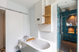 Location
3 chambres - terrasse Sud 20m² Marais/Oberkampf (loyer tout inclus)