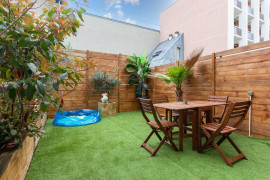 Location
3 chambres - terrasse Sud 20m² Marais/Oberkampf (loyer tout inclus)
