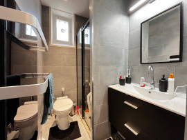 
                                                                                        Location
                                                                                         3 P TRAVERSANT - BAIGNÉ DE LUMIERE (loyer tout inclus)