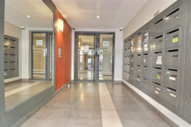 
                                                                                        Vente
                                                                                         3 pièces avec terrasse - centre ville - 2015