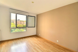 
                                                                                        Vente
                                                                                         3 pièces avec terrasse - centre ville - 2015