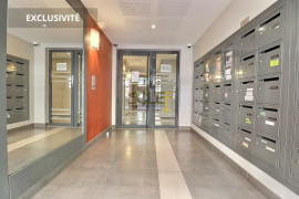 
                                                                                        Vente
                                                                                         3 pièces avec terrasse - centre ville - 2015