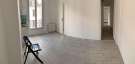 
                                                                                        Location
                                                                                         3 pièces rénové de 43m2 à Pantin