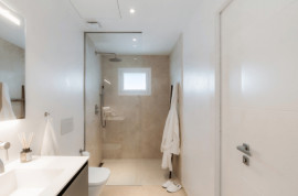 
                                                                                        Vente
                                                                                         302 Penthouse Puerto Banus