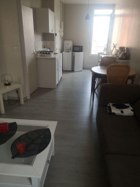 
                                                                                        Location
                                                                                         34 m2 cosy calme eau froide comprise dans le loyer