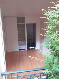 
                                                                                        Location
                                                                                         38m2 + parking dans résidence de standing