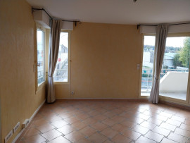 
                                                                                        Location
                                                                                         3Pieces 66M2 à 4 min à pieds RER A Bry sur Marne