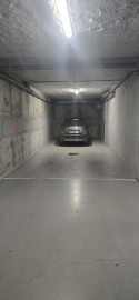 
                                                                                        Location
                                                                                         4/5 PIECES +2 PARKING+ CAVE + PETIT BALCON