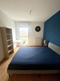 
                                                                                        Colocation
                                                                                         4 chambres dont 1 avec sdb, Rennes Beauregard