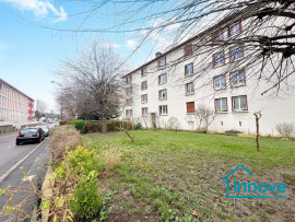 Vente
4 PIÈCES LUMINEUX 67 m² BOX & CAVE