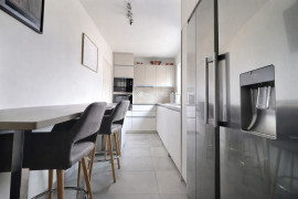 
                                                                                        Vente
                                                                                         4 Pièces Lumineux de 82m² avec Jardin 141m²