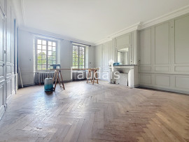 
                                                                                        Vente
                                                                                         5 km de VIRE, 2h30 de PARIS