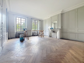 
                                                                                        Vente
                                                                                         5 km de VIRE, 2h30 de PARIS