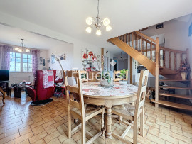 
                                                                                        Vente
                                                                                         5 minutes de SAINT LO