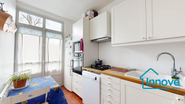 Vente
5 pièces, 3 chambres, balcon filant